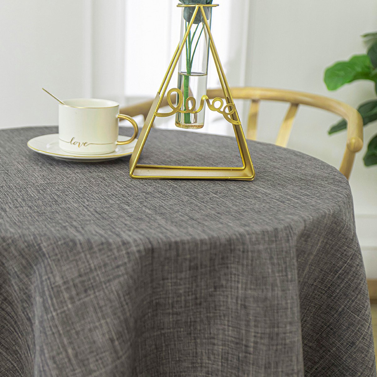Nappe anti tache ronde 160 cm ( plusieurs couleurs)
