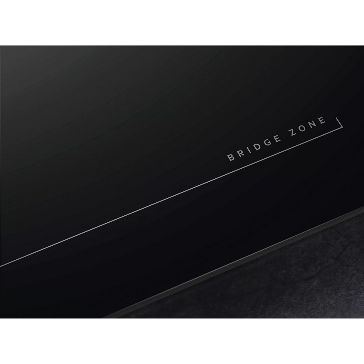 Plaque de cuisson à induction noire - 60 cm - Zone Flexible