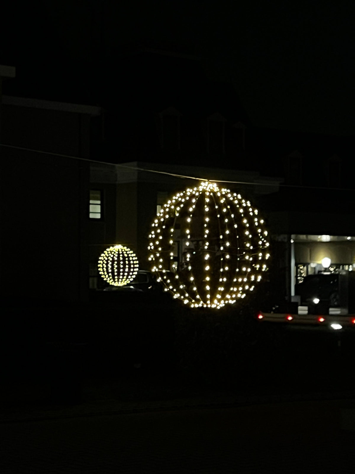 Boule lumineuse intelligente pour intérieur et extérieur - 60 cm