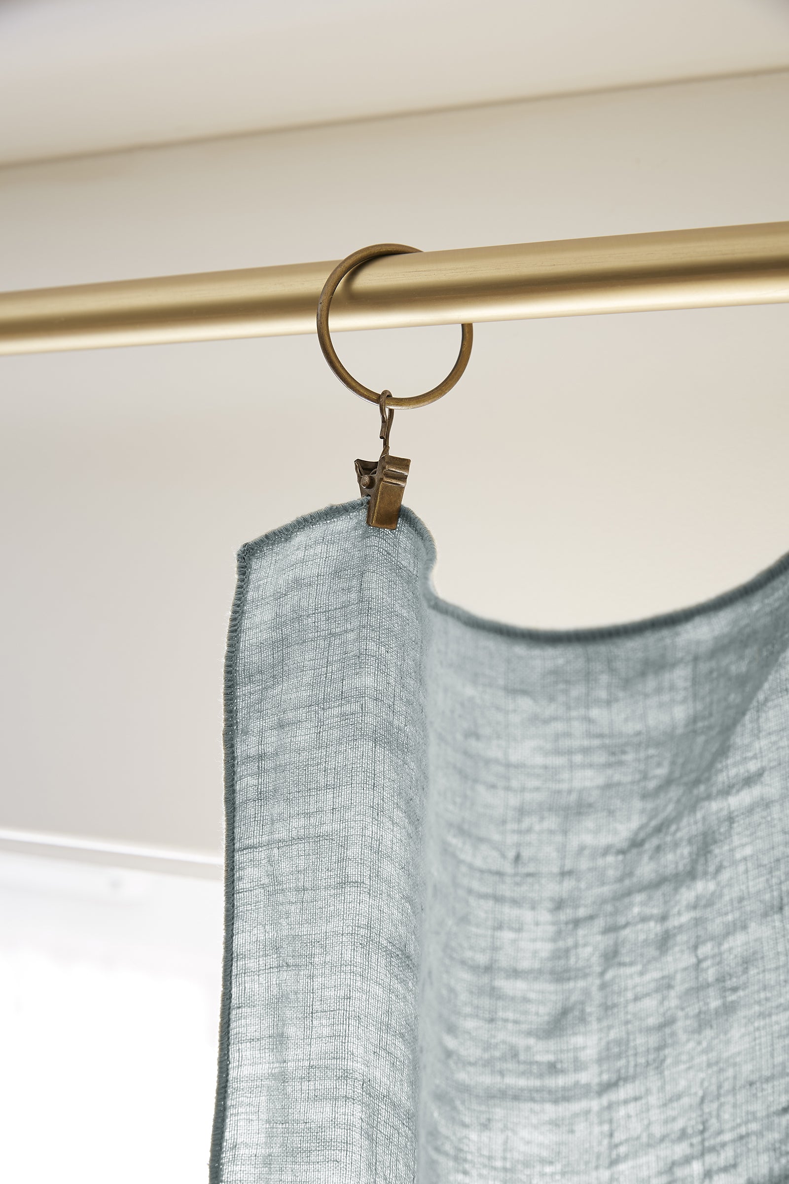 Rideau ajustable + 8 anneaux pince 140 x 270 cm Lin lavé SOLINE Azur