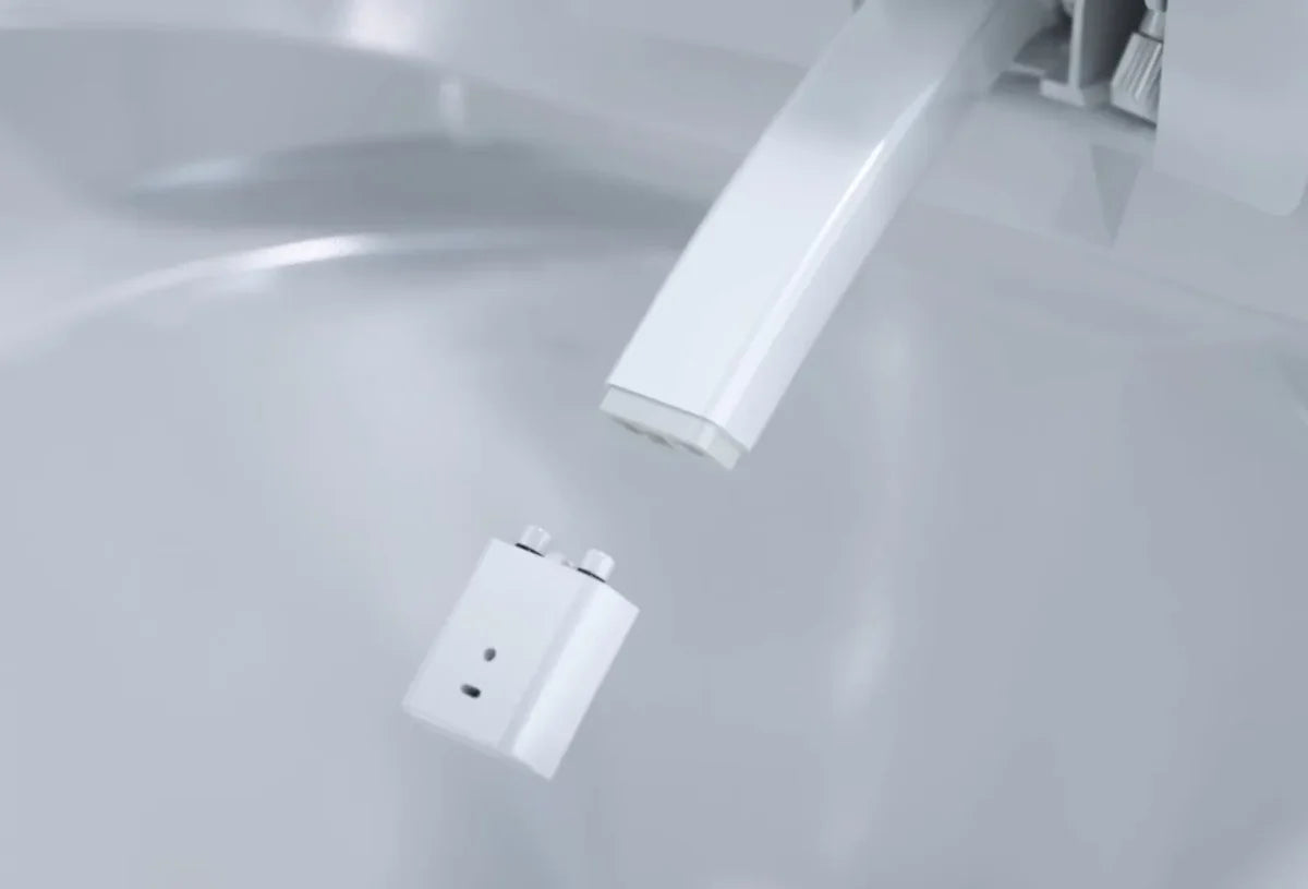WC suspendu japonais