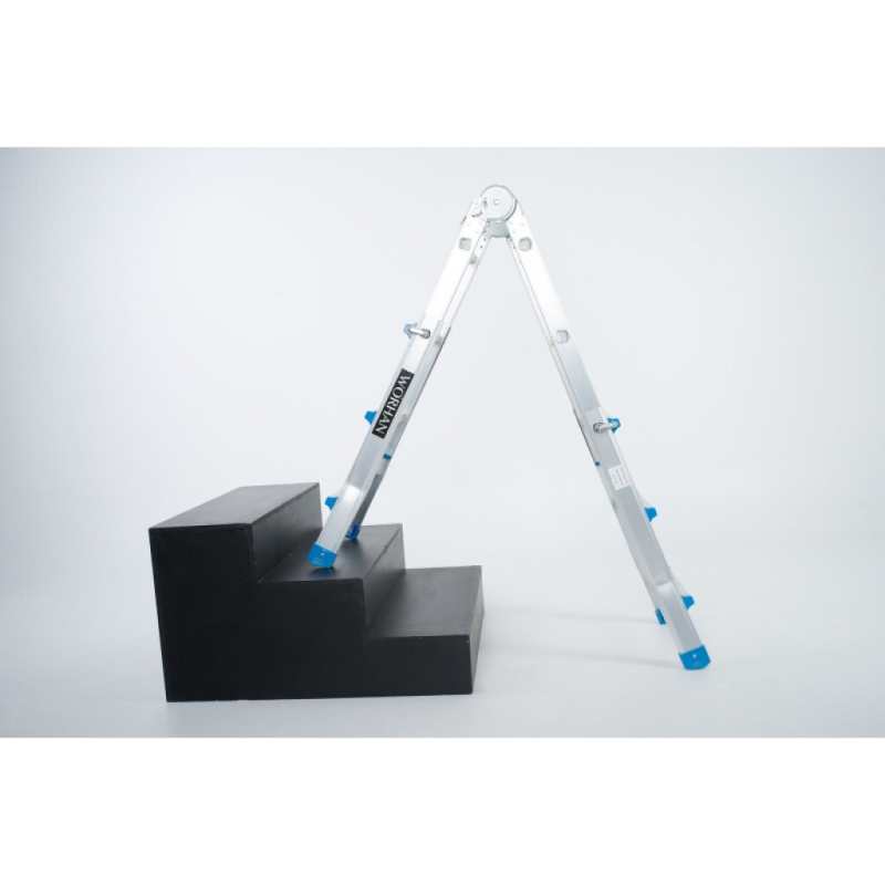 Echelle multifonction semi télescopique, hauteur 3.02 m