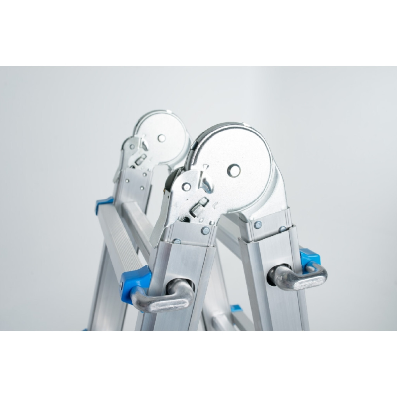 Echelle multifonction semi télescopique, hauteur 4.14m