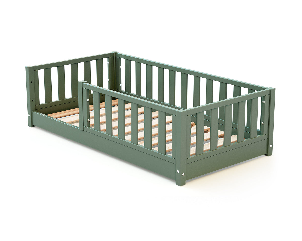 Lit enfant au sol en bois SONHO MINI - 70x140 - Vert sauge
