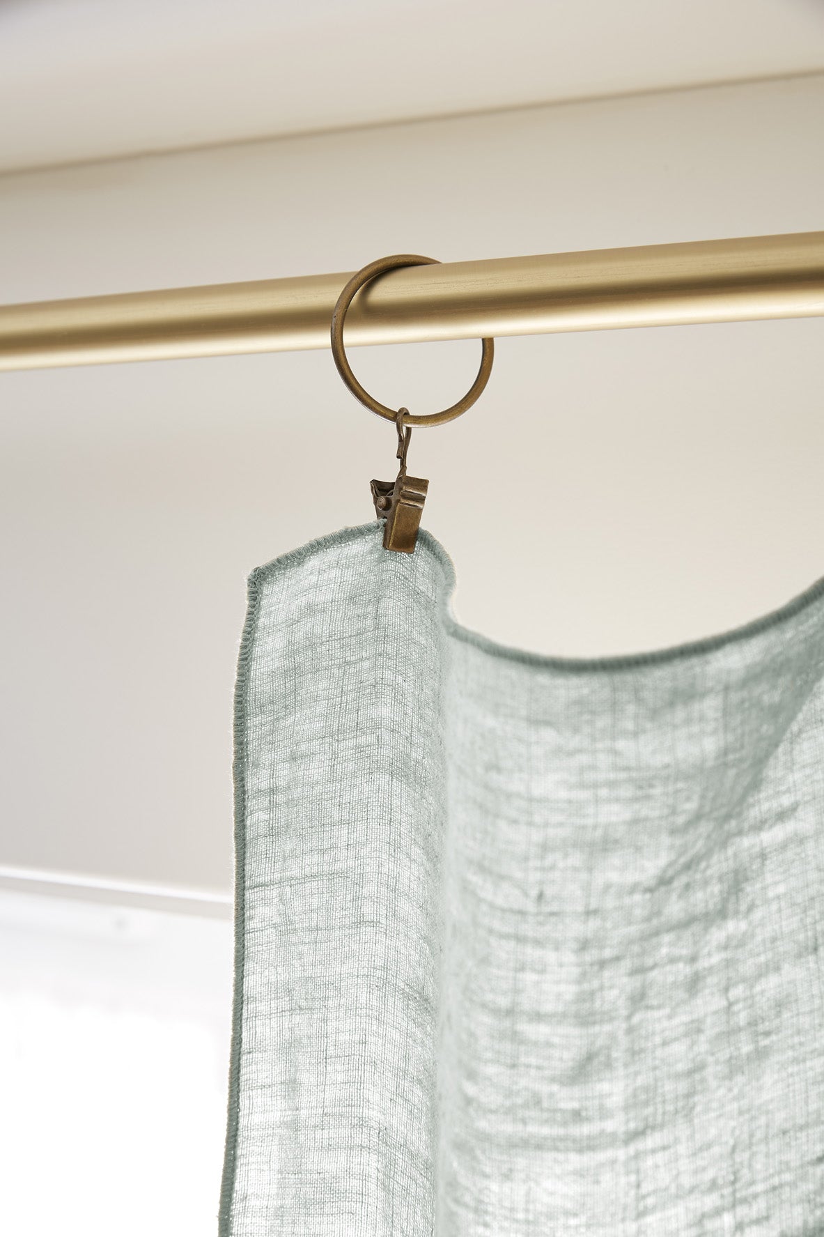 Rideau ajustable + 8 anneaux pince 140 x 270 cm Lin lavé SOLINE Eucalyptus