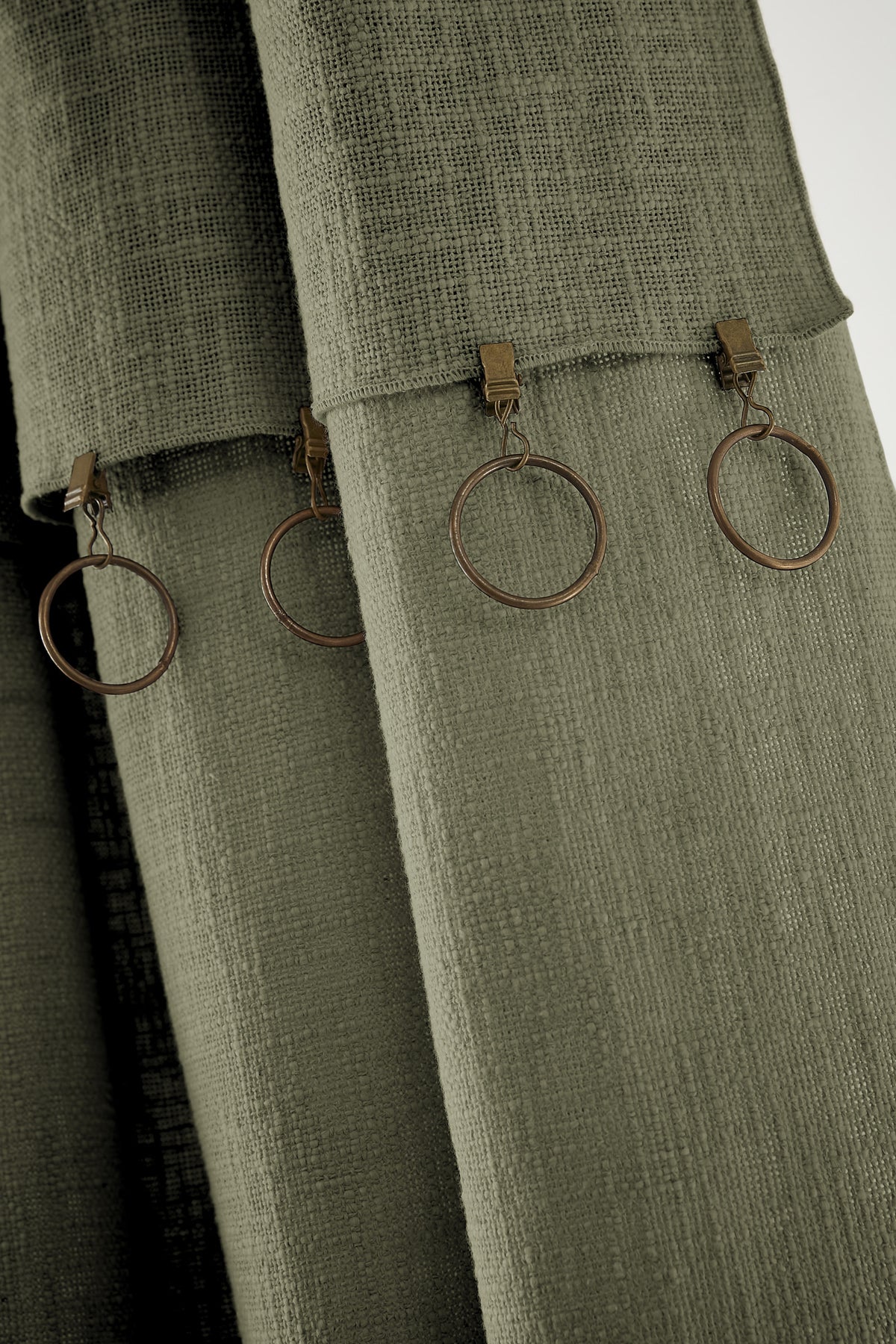 Rideau ajustable + 8 anneaux pince 140 x 270 cm Slub SIXTINE Thym