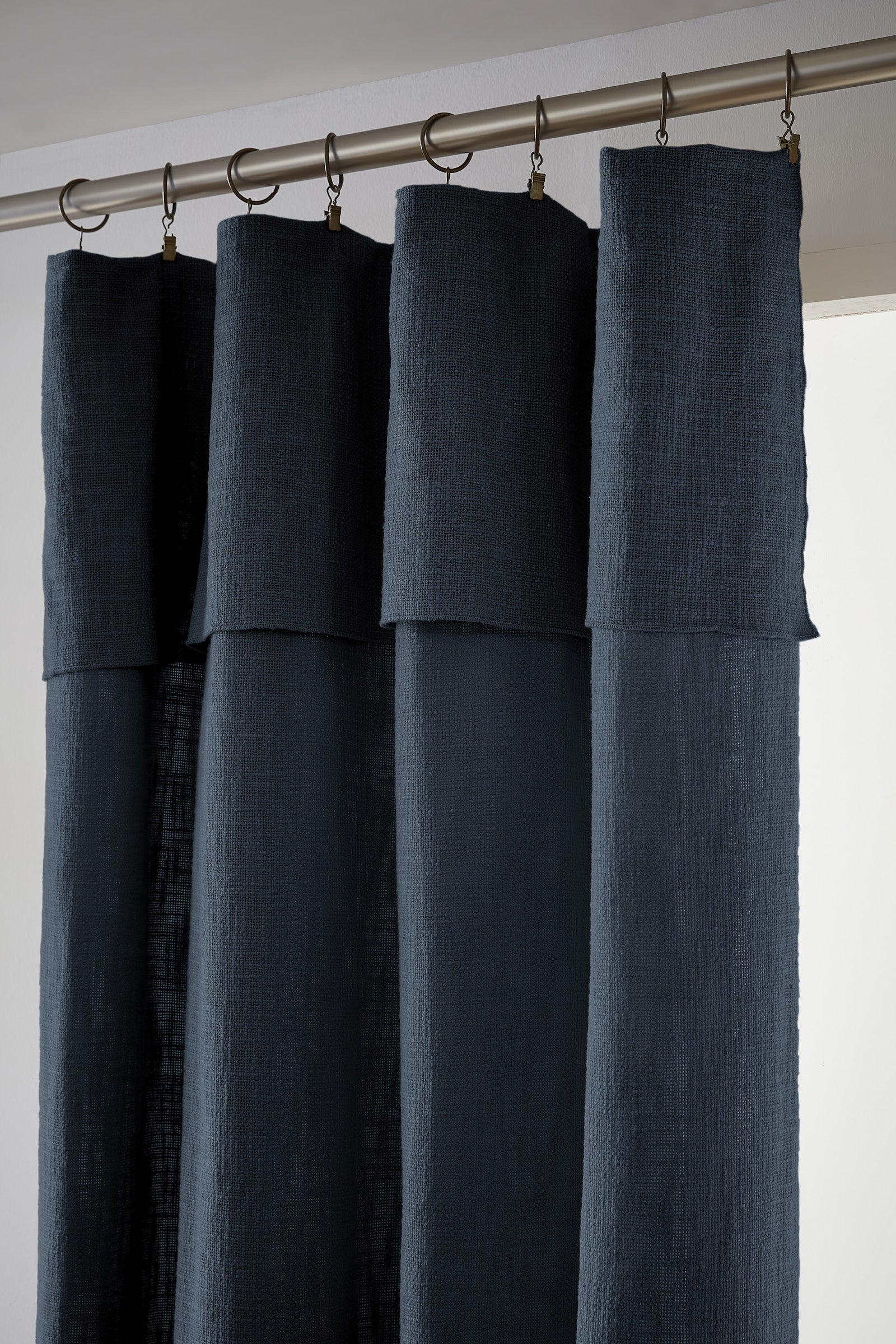 Rideau ajustable + 8 anneaux pince 140 x 270 cm Slub SIXTINE Minuit