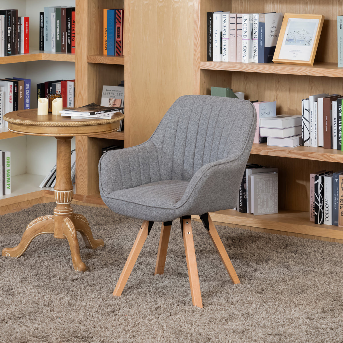 Carson - Chaise de salle à manger pivotante 360° en tissu gris avec accoudoirs et pieds en bois
