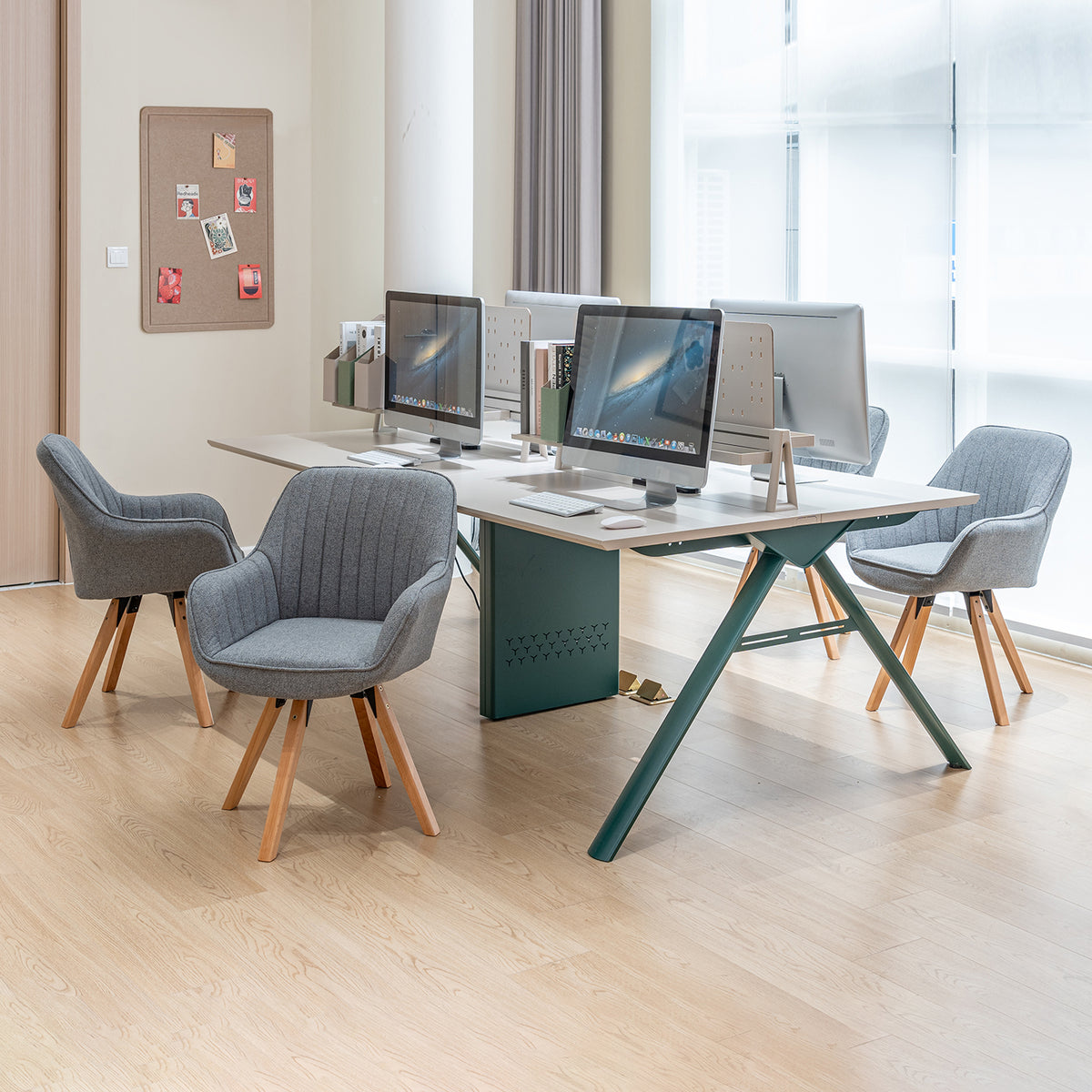 Carson - Chaise de salle à manger pivotante 360° en tissu gris avec accoudoirs et pieds en bois