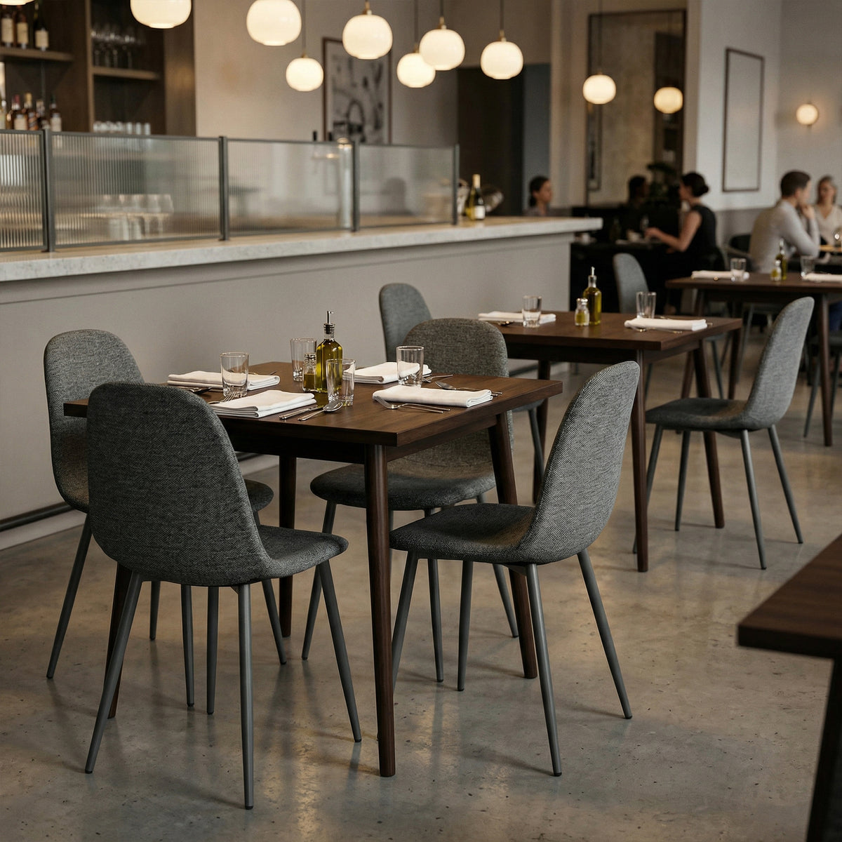 Charlton - Ensemble de 4 chaises de salle à manger scandinaves en tissu gris doux