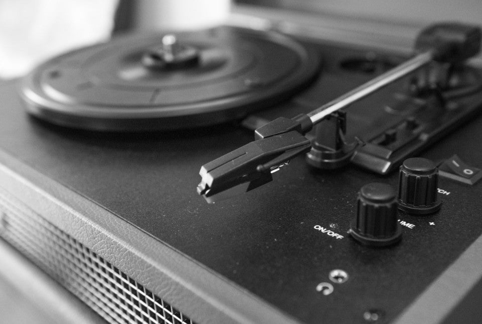 Platine vinyle T1 - noir auburn