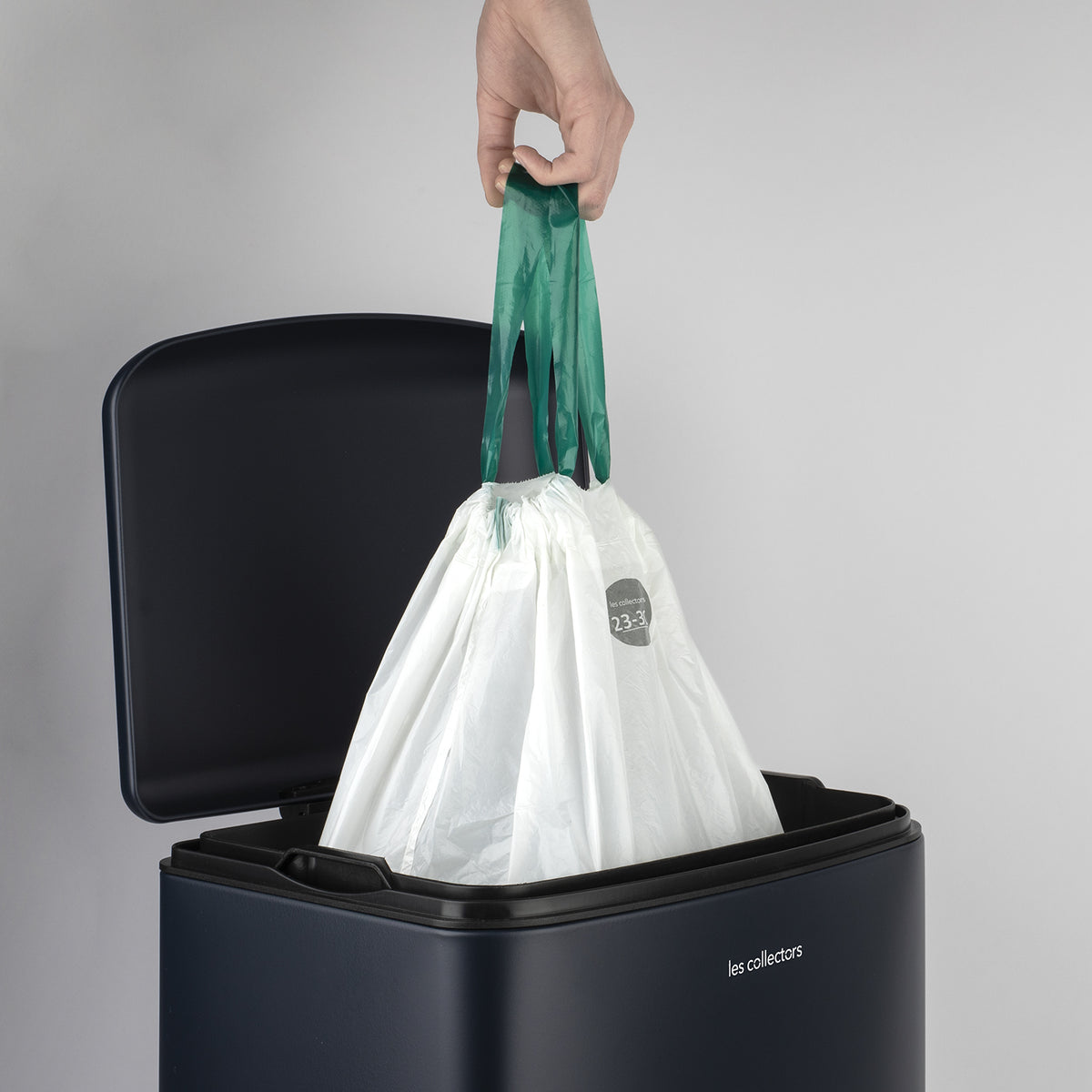 Poubelle pédale 40L - édition bleu profond