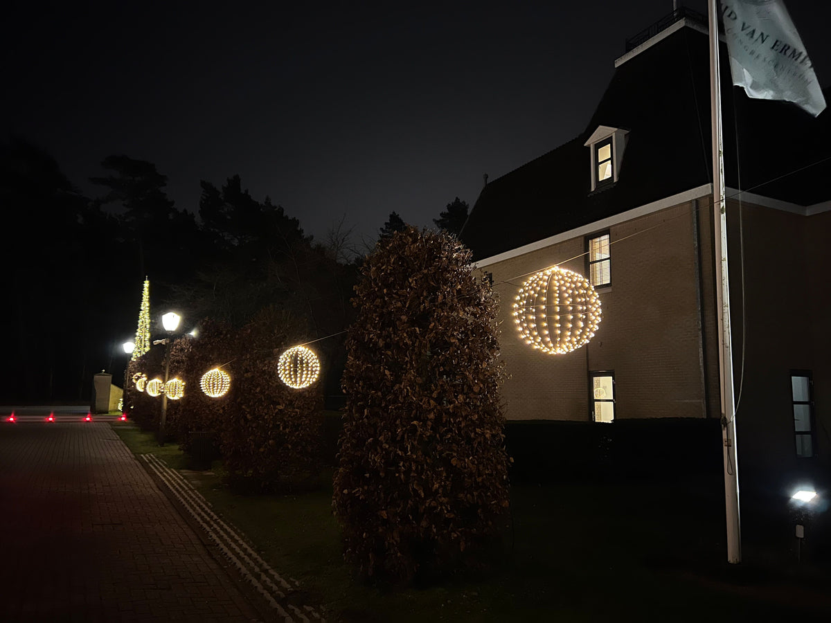 Boule lumineuse intelligente pour intérieur et extérieur - Medium 30cm