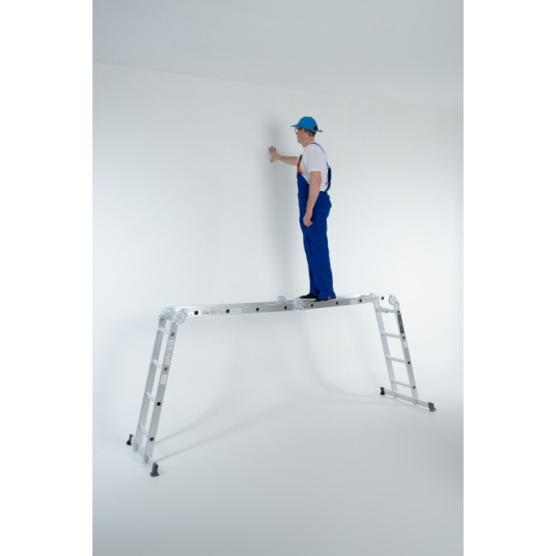 Echelle multifonction pliable 4 x 4 marches - hauteur  4.6 m + plateformes