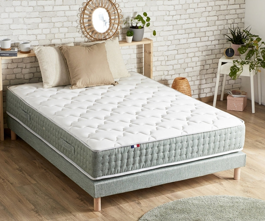 Matelas Ressort 26 cm  7 zones Face Hiver/Eté 140x190 Fabriqué en France
