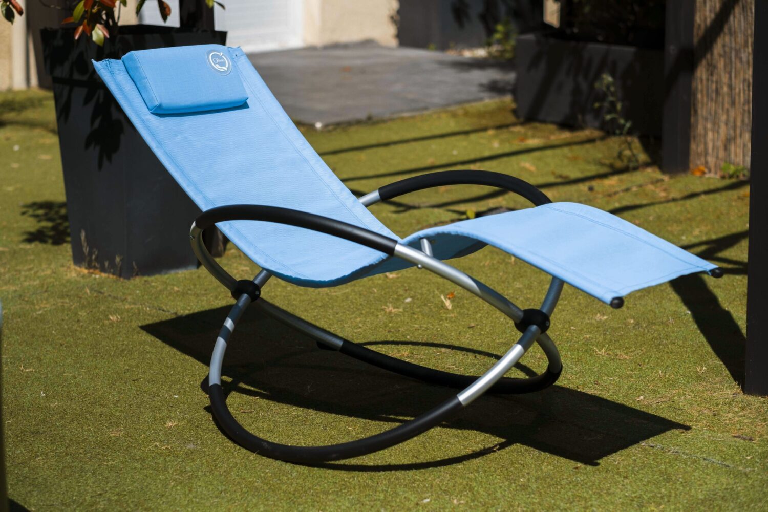 Transat en aluminium à bascule -  Bleu - Dimensions : 155 x 80 x 85 cm